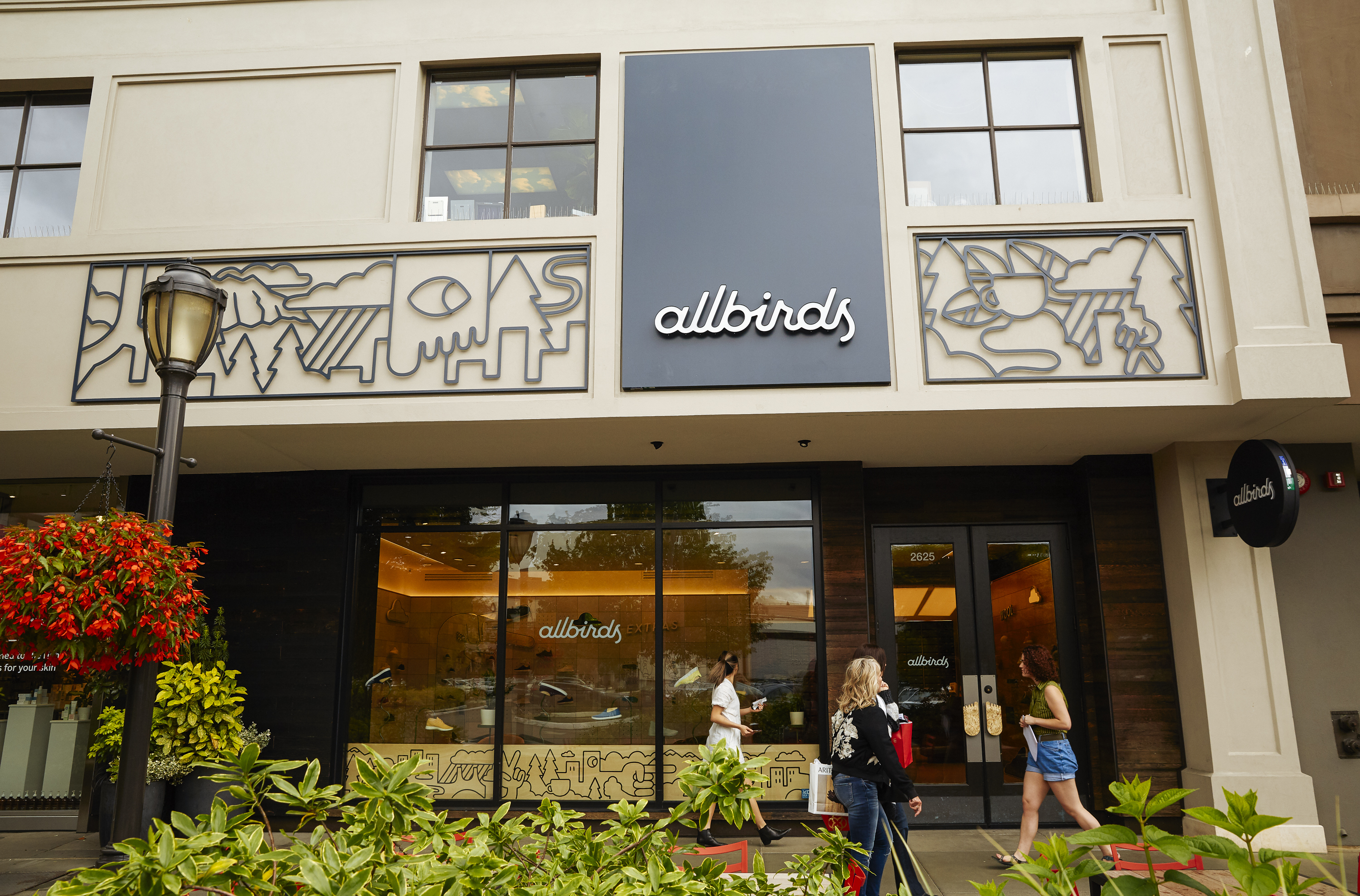 Allbirds opens in UVillage on May 24 